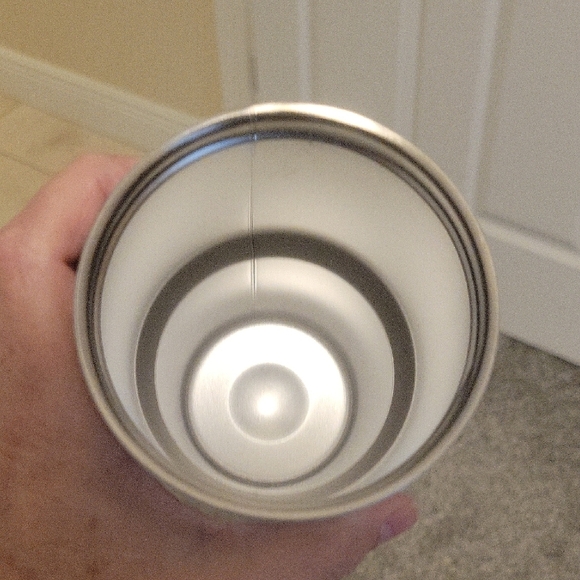 Snoopy Peanuts Travel Mug wrist band closeable spout for no spill. - Picture 5 of 5